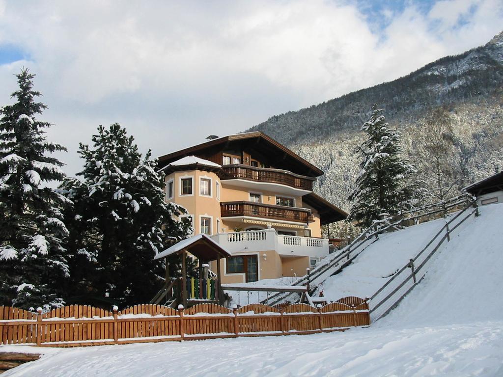 Ferienhaus Bergblick Fulpmes Exterior foto